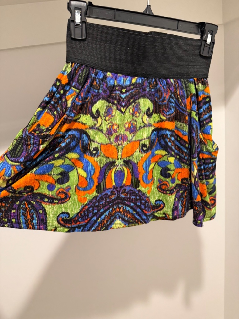 H.I.P. Nordstrom Colorful Boho Print Flowy Mini Skirt with Pockets Size Small